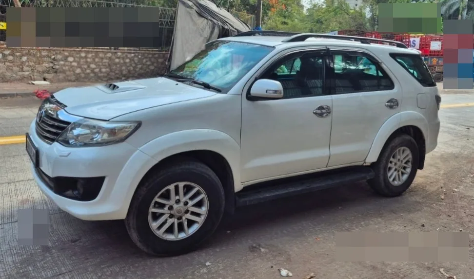 2012 Toyota Fortuner in Mumbai for sale - ₹7.95 Lakh | GaadiJunction