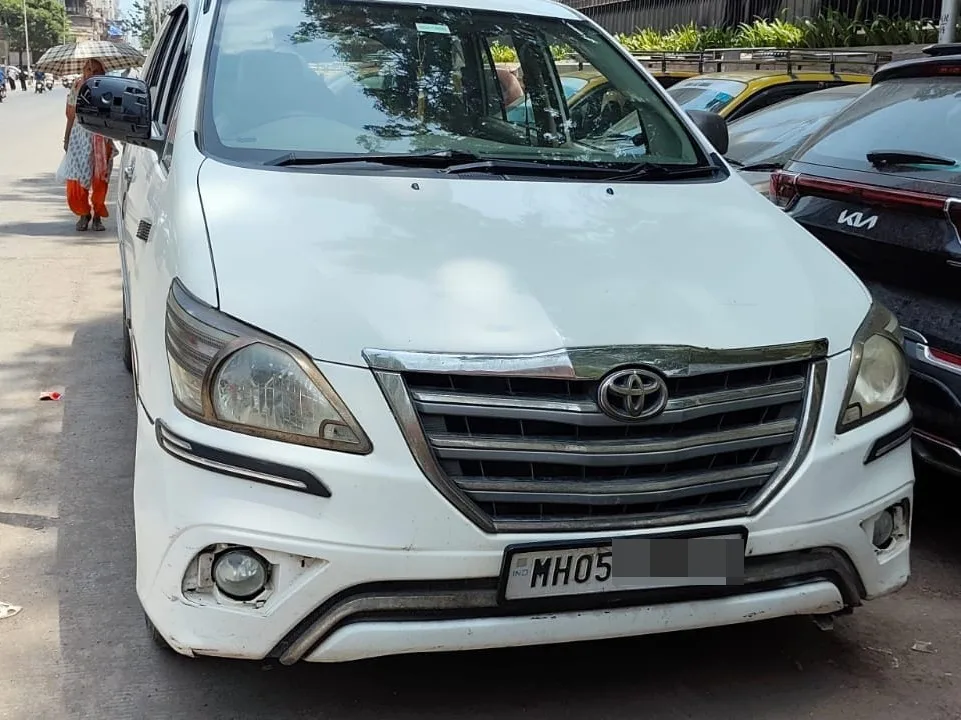 2013 Toyota Innova G in Mumbai for sale - ₹3.95 Lakh | GaadiJunction