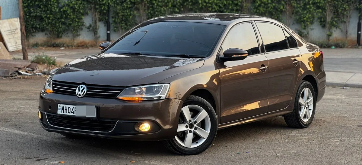 2013 Volkswagen Jetta 1.6 tsi Comfortline in Thane for sale - ₹3.25 Lakh | GaadiJunction